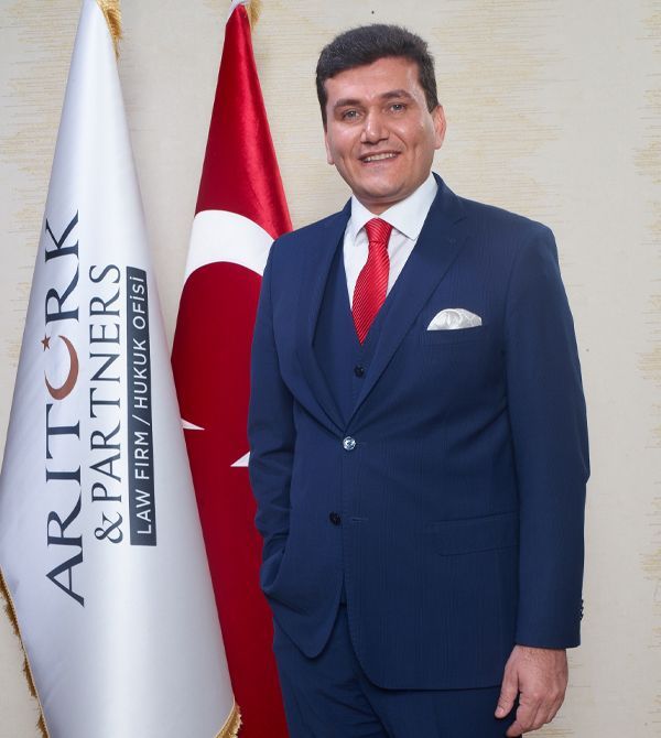 Av.Arb.Zeki Arıtürk