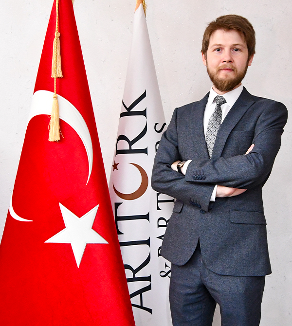 Av.Ömer Kurtar